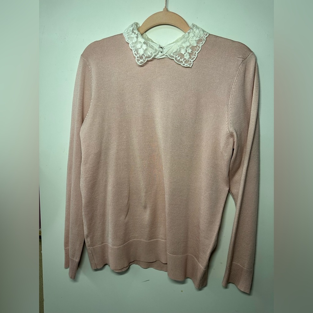 Cable & Gauge White Lace Collared Sweater